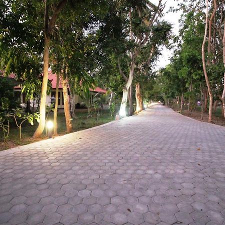 Ring Sameton Resort Hotel Ped المظهر الخارجي الصورة